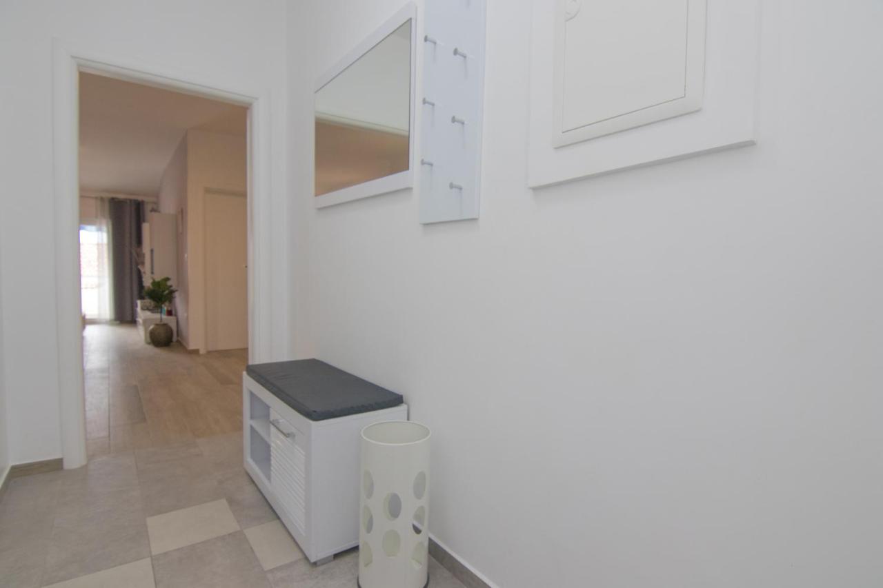 קרק Apartment Neda מראה חיצוני תמונה