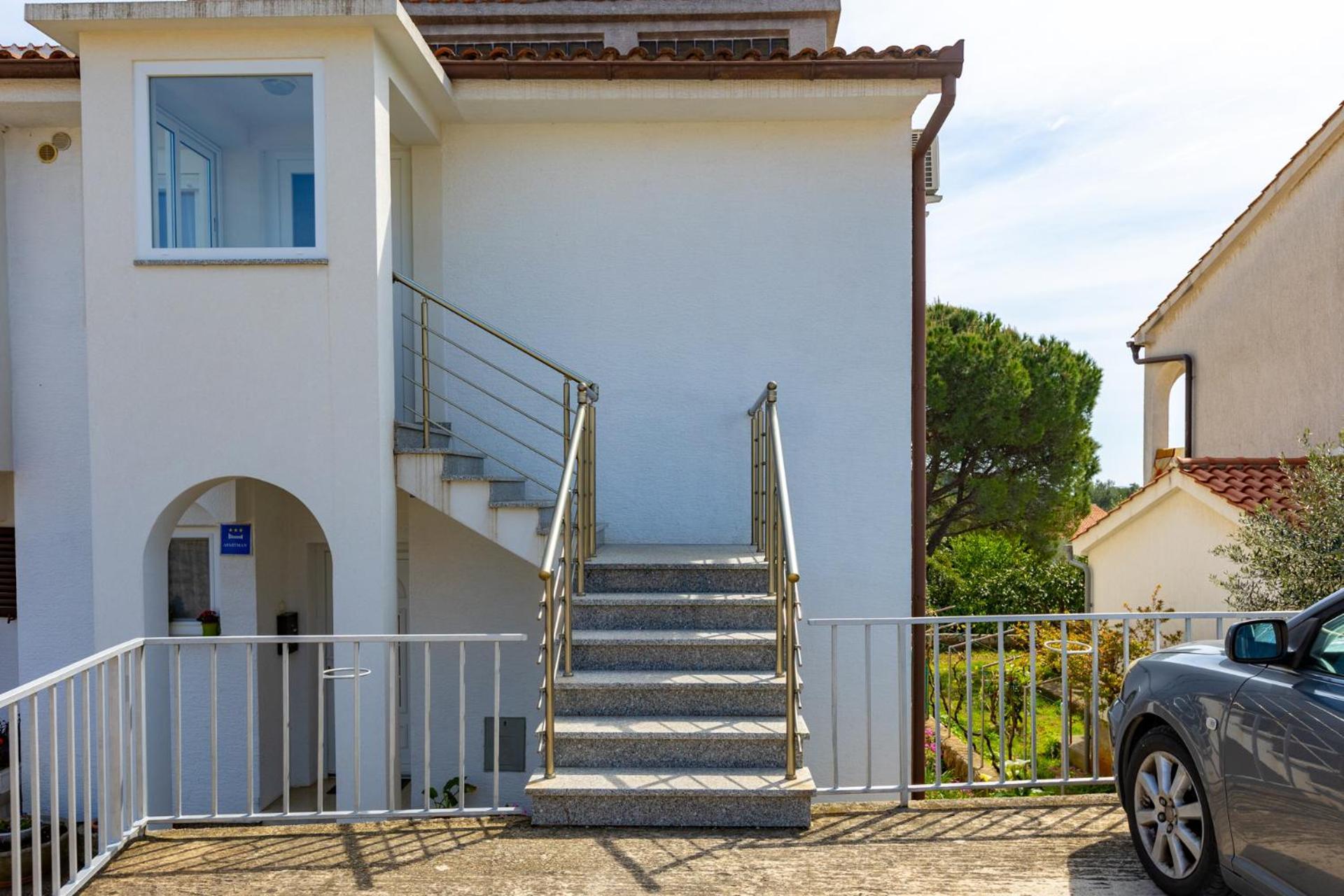 קרק Apartment Neda מראה חיצוני תמונה